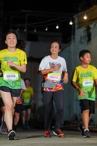 BIB: 50298, 50410, 500041
                            <button type="button" onclick="openModal(21777536)" class="btn btn-primary btn-sm float-right btn-popup" data-toggle="modal" data-target=".modal-high-quality">
                        <i class="fas fa-shopping-cart"></i> Add to Cart
                    </button>
                                            <button type="button" onclick="isThisMe(21777536, true)" class="btn btn-success btn-sm float-right btn-popup btn-isme hidden" data-toggle="tooltip" data-placement="bottom" title="นี่คือรูปของคุณใช่ไหม คลิกที่นี่เพื่อเอาเข้าอัลบั้ม">
                        <i class="fas fa-plus"></i> Add to album
                    </button>
                    <button type="button" onclick="isThisMe(21777536, false)" class="btn btn-warning btn-sm float-right btn-popup btn-isnotme hidden">
                        <i class="fas fa-ban"></i> Remove from album
                    </button>