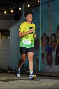 BIB: 90051
                            <button type="button" onclick="openModal(21774396)" class="btn btn-primary btn-sm float-right btn-popup" data-toggle="modal" data-target=".modal-high-quality">
                        <i class="fas fa-shopping-cart"></i> Add to Cart
                    </button>
                                            <button type="button" onclick="isThisMe(21774396, true)" class="btn btn-success btn-sm float-right btn-popup btn-isme hidden" data-toggle="tooltip" data-placement="bottom" title="นี่คือรูปของคุณใช่ไหม คลิกที่นี่เพื่อเอาเข้าอัลบั้ม">
                        <i class="fas fa-plus"></i> Add to album
                    </button>
                    <button type="button" onclick="isThisMe(21774396, false)" class="btn btn-warning btn-sm float-right btn-popup btn-isnotme hidden">
                        <i class="fas fa-ban"></i> Remove from album
                    </button>