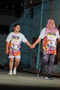 BIB: 10030, 50555
                            <button type="button" onclick="openModal(21782174)" class="btn btn-primary btn-sm float-right btn-popup" data-toggle="modal" data-target=".modal-high-quality">
                        <i class="fas fa-shopping-cart"></i> Add to Cart
                    </button>
                                            <button type="button" onclick="isThisMe(21782174, true)" class="btn btn-success btn-sm float-right btn-popup btn-isme hidden" data-toggle="tooltip" data-placement="bottom" title="นี่คือรูปของคุณใช่ไหม คลิกที่นี่เพื่อเอาเข้าอัลบั้ม">
                        <i class="fas fa-plus"></i> Add to album
                    </button>
                    <button type="button" onclick="isThisMe(21782174, false)" class="btn btn-warning btn-sm float-right btn-popup btn-isnotme hidden">
                        <i class="fas fa-ban"></i> Remove from album
                    </button>