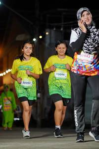 BIB: 50442, 90094, 50003
                            <button type="button" onclick="openModal(21780411)" class="btn btn-primary btn-sm float-right btn-popup" data-toggle="modal" data-target=".modal-high-quality">
                        <i class="fas fa-shopping-cart"></i> Add to Cart
                    </button>
                                            <button type="button" onclick="isThisMe(21780411, true)" class="btn btn-success btn-sm float-right btn-popup btn-isme hidden" data-toggle="tooltip" data-placement="bottom" title="นี่คือรูปของคุณใช่ไหม คลิกที่นี่เพื่อเอาเข้าอัลบั้ม">
                        <i class="fas fa-plus"></i> Add to album
                    </button>
                    <button type="button" onclick="isThisMe(21780411, false)" class="btn btn-warning btn-sm float-right btn-popup btn-isnotme hidden">
                        <i class="fas fa-ban"></i> Remove from album
                    </button>