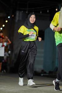 BIB: 046
                            <button type="button" onclick="openModal(21780577)" class="btn btn-primary btn-sm float-right btn-popup" data-toggle="modal" data-target=".modal-high-quality">
                        <i class="fas fa-shopping-cart"></i> Add to Cart
                    </button>
                                            <button type="button" onclick="isThisMe(21780577, true)" class="btn btn-success btn-sm float-right btn-popup btn-isme hidden" data-toggle="tooltip" data-placement="bottom" title="นี่คือรูปของคุณใช่ไหม คลิกที่นี่เพื่อเอาเข้าอัลบั้ม">
                        <i class="fas fa-plus"></i> Add to album
                    </button>
                    <button type="button" onclick="isThisMe(21780577, false)" class="btn btn-warning btn-sm float-right btn-popup btn-isnotme hidden">
                        <i class="fas fa-ban"></i> Remove from album
                    </button>