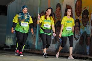 BIB: 90114, 90107, 90095, 974, 
                            <button type="button" onclick="openModal(21782538)" class="btn btn-primary btn-sm float-right btn-popup" data-toggle="modal" data-target=".modal-high-quality">
                        <i class="fas fa-shopping-cart"></i> Add to Cart
                    </button>
                                            <button type="button" onclick="isThisMe(21782538, true)" class="btn btn-success btn-sm float-right btn-popup btn-isme hidden" data-toggle="tooltip" data-placement="bottom" title="นี่คือรูปของคุณใช่ไหม คลิกที่นี่เพื่อเอาเข้าอัลบั้ม">
                        <i class="fas fa-plus"></i> Add to album
                    </button>
                    <button type="button" onclick="isThisMe(21782538, false)" class="btn btn-warning btn-sm float-right btn-popup btn-isnotme hidden">
                        <i class="fas fa-ban"></i> Remove from album
                    </button>