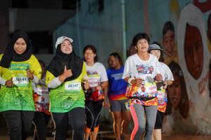 BIB: 501411, 50147, 159, 50599, 062
                            <button type="button" onclick="openModal(21783177)" class="btn btn-primary btn-sm float-right btn-popup" data-toggle="modal" data-target=".modal-high-quality">
                        <i class="fas fa-shopping-cart"></i> Add to Cart
                    </button>
                                            <button type="button" onclick="isThisMe(21783177, true)" class="btn btn-success btn-sm float-right btn-popup btn-isme hidden" data-toggle="tooltip" data-placement="bottom" title="นี่คือรูปของคุณใช่ไหม คลิกที่นี่เพื่อเอาเข้าอัลบั้ม">
                        <i class="fas fa-plus"></i> Add to album
                    </button>
                    <button type="button" onclick="isThisMe(21783177, false)" class="btn btn-warning btn-sm float-right btn-popup btn-isnotme hidden">
                        <i class="fas fa-ban"></i> Remove from album
                    </button>