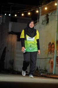 BIB: 90067
                            <button type="button" onclick="openModal(21781649)" class="btn btn-primary btn-sm float-right btn-popup" data-toggle="modal" data-target=".modal-high-quality">
                        <i class="fas fa-shopping-cart"></i> Add to Cart
                    </button>
                                            <button type="button" onclick="isThisMe(21781649, true)" class="btn btn-success btn-sm float-right btn-popup btn-isme hidden" data-toggle="tooltip" data-placement="bottom" title="นี่คือรูปของคุณใช่ไหม คลิกที่นี่เพื่อเอาเข้าอัลบั้ม">
                        <i class="fas fa-plus"></i> Add to album
                    </button>
                    <button type="button" onclick="isThisMe(21781649, false)" class="btn btn-warning btn-sm float-right btn-popup btn-isnotme hidden">
                        <i class="fas fa-ban"></i> Remove from album
                    </button>