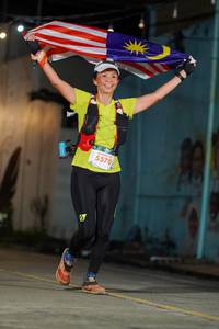 BIB: 5570
                            <button type="button" onclick="openModal(21782612)" class="btn btn-primary btn-sm float-right btn-popup" data-toggle="modal" data-target=".modal-high-quality">
                        <i class="fas fa-shopping-cart"></i> Add to Cart
                    </button>
                                            <button type="button" onclick="isThisMe(21782612, true)" class="btn btn-success btn-sm float-right btn-popup btn-isme hidden" data-toggle="tooltip" data-placement="bottom" title="นี่คือรูปของคุณใช่ไหม คลิกที่นี่เพื่อเอาเข้าอัลบั้ม">
                        <i class="fas fa-plus"></i> Add to album
                    </button>
                    <button type="button" onclick="isThisMe(21782612, false)" class="btn btn-warning btn-sm float-right btn-popup btn-isnotme hidden">
                        <i class="fas fa-ban"></i> Remove from album
                    </button>