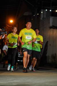 BIB: 19006
                            <button type="button" onclick="openModal(21780983)" class="btn btn-primary btn-sm float-right btn-popup" data-toggle="modal" data-target=".modal-high-quality">
                        <i class="fas fa-shopping-cart"></i> Add to Cart
                    </button>
                                            <button type="button" onclick="isThisMe(21780983, true)" class="btn btn-success btn-sm float-right btn-popup btn-isme hidden" data-toggle="tooltip" data-placement="bottom" title="นี่คือรูปของคุณใช่ไหม คลิกที่นี่เพื่อเอาเข้าอัลบั้ม">
                        <i class="fas fa-plus"></i> Add to album
                    </button>
                    <button type="button" onclick="isThisMe(21780983, false)" class="btn btn-warning btn-sm float-right btn-popup btn-isnotme hidden">
                        <i class="fas fa-ban"></i> Remove from album
                    </button>