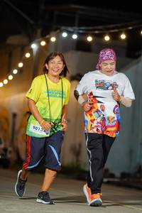 BIB: 90139
                            <button type="button" onclick="openModal(21783546)" class="btn btn-primary btn-sm float-right btn-popup" data-toggle="modal" data-target=".modal-high-quality">
                        <i class="fas fa-shopping-cart"></i> Add to Cart
                    </button>
                                            <button type="button" onclick="isThisMe(21783546, true)" class="btn btn-success btn-sm float-right btn-popup btn-isme hidden" data-toggle="tooltip" data-placement="bottom" title="นี่คือรูปของคุณใช่ไหม คลิกที่นี่เพื่อเอาเข้าอัลบั้ม">
                        <i class="fas fa-plus"></i> Add to album
                    </button>
                    <button type="button" onclick="isThisMe(21783546, false)" class="btn btn-warning btn-sm float-right btn-popup btn-isnotme hidden">
                        <i class="fas fa-ban"></i> Remove from album
                    </button>