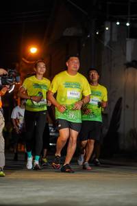 BIB: 9000, 19006, 069
                            <button type="button" onclick="openModal(21780996)" class="btn btn-primary btn-sm float-right btn-popup" data-toggle="modal" data-target=".modal-high-quality">
                        <i class="fas fa-shopping-cart"></i> Add to Cart
                    </button>
                                            <button type="button" onclick="isThisMe(21780996, true)" class="btn btn-success btn-sm float-right btn-popup btn-isme hidden" data-toggle="tooltip" data-placement="bottom" title="นี่คือรูปของคุณใช่ไหม คลิกที่นี่เพื่อเอาเข้าอัลบั้ม">
                        <i class="fas fa-plus"></i> Add to album
                    </button>
                    <button type="button" onclick="isThisMe(21780996, false)" class="btn btn-warning btn-sm float-right btn-popup btn-isnotme hidden">
                        <i class="fas fa-ban"></i> Remove from album
                    </button>