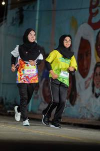 BIB: 50534, 5001
                            <button type="button" onclick="openModal(21781664)" class="btn btn-primary btn-sm float-right btn-popup" data-toggle="modal" data-target=".modal-high-quality">
                        <i class="fas fa-shopping-cart"></i> Add to Cart
                    </button>
                                            <button type="button" onclick="isThisMe(21781664, true)" class="btn btn-success btn-sm float-right btn-popup btn-isme hidden" data-toggle="tooltip" data-placement="bottom" title="นี่คือรูปของคุณใช่ไหม คลิกที่นี่เพื่อเอาเข้าอัลบั้ม">
                        <i class="fas fa-plus"></i> Add to album
                    </button>
                    <button type="button" onclick="isThisMe(21781664, false)" class="btn btn-warning btn-sm float-right btn-popup btn-isnotme hidden">
                        <i class="fas fa-ban"></i> Remove from album
                    </button>