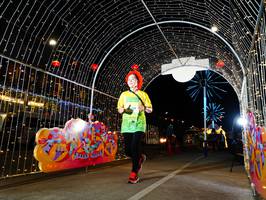 BIB: 
                            <button type="button" onclick="openModal(21787381)" class="btn btn-primary btn-sm float-right btn-popup" data-toggle="modal" data-target=".modal-high-quality">
                        <i class="fas fa-shopping-cart"></i> Add to Cart
                    </button>
                                            <button type="button" onclick="isThisMe(21787381, true)" class="btn btn-success btn-sm float-right btn-popup btn-isme hidden" data-toggle="tooltip" data-placement="bottom" title="นี่คือรูปของคุณใช่ไหม คลิกที่นี่เพื่อเอาเข้าอัลบั้ม">
                        <i class="fas fa-plus"></i> Add to album
                    </button>
                    <button type="button" onclick="isThisMe(21787381, false)" class="btn btn-warning btn-sm float-right btn-popup btn-isnotme hidden">
                        <i class="fas fa-ban"></i> Remove from album
                    </button>