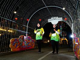 BIB: 30141
                            <button type="button" onclick="openModal(21789724)" class="btn btn-primary btn-sm float-right btn-popup" data-toggle="modal" data-target=".modal-high-quality">
                        <i class="fas fa-shopping-cart"></i> Add to Cart
                    </button>
                                            <button type="button" onclick="isThisMe(21789724, true)" class="btn btn-success btn-sm float-right btn-popup btn-isme hidden" data-toggle="tooltip" data-placement="bottom" title="นี่คือรูปของคุณใช่ไหม คลิกที่นี่เพื่อเอาเข้าอัลบั้ม">
                        <i class="fas fa-plus"></i> Add to album
                    </button>
                    <button type="button" onclick="isThisMe(21789724, false)" class="btn btn-warning btn-sm float-right btn-popup btn-isnotme hidden">
                        <i class="fas fa-ban"></i> Remove from album
                    </button>