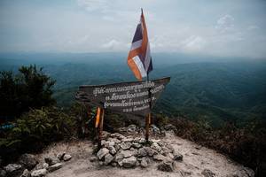 BIB: 607
                            <button type="button" onclick="openModal(24893268)" class="btn btn-primary btn-sm float-right btn-popup" data-toggle="modal" data-target=".modal-high-quality">
                        <i class="fas fa-shopping-cart"></i> Add to Cart
                    </button>
                                            <button type="button" onclick="isThisMe(24893268, true)" class="btn btn-success btn-sm float-right btn-popup btn-isme hidden" data-toggle="tooltip" data-placement="bottom" title="นี่คือรูปของคุณใช่ไหม คลิกที่นี่เพื่อเอาเข้าอัลบั้ม">
                        <i class="fas fa-plus"></i> Add to album
                    </button>
                    <button type="button" onclick="isThisMe(24893268, false)" class="btn btn-warning btn-sm float-right btn-popup btn-isnotme hidden">
                        <i class="fas fa-ban"></i> Remove from album
                    </button>