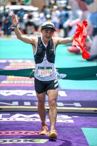 BIB: 5001
                            <button type="button" onclick="openModal(24893261)" class="btn btn-primary btn-sm float-right btn-popup" data-toggle="modal" data-target=".modal-high-quality">
                        <i class="fas fa-shopping-cart"></i> Add to Cart
                    </button>
                                            <button type="button" onclick="isThisMe(24893261, true)" class="btn btn-success btn-sm float-right btn-popup btn-isme hidden" data-toggle="tooltip" data-placement="bottom" title="นี่คือรูปของคุณใช่ไหม คลิกที่นี่เพื่อเอาเข้าอัลบั้ม">
                        <i class="fas fa-plus"></i> Add to album
                    </button>
                    <button type="button" onclick="isThisMe(24893261, false)" class="btn btn-warning btn-sm float-right btn-popup btn-isnotme hidden">
                        <i class="fas fa-ban"></i> Remove from album
                    </button>