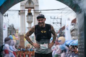 BIB: 145
                            <button type="button" onclick="openModal(24893077)" class="btn btn-primary btn-sm float-right btn-popup" data-toggle="modal" data-target=".modal-high-quality">
                        <i class="fas fa-shopping-cart"></i> Add to Cart
                    </button>
                                            <button type="button" onclick="isThisMe(24893077, true)" class="btn btn-success btn-sm float-right btn-popup btn-isme hidden" data-toggle="tooltip" data-placement="bottom" title="นี่คือรูปของคุณใช่ไหม คลิกที่นี่เพื่อเอาเข้าอัลบั้ม">
                        <i class="fas fa-plus"></i> Add to album
                    </button>
                    <button type="button" onclick="isThisMe(24893077, false)" class="btn btn-warning btn-sm float-right btn-popup btn-isnotme hidden">
                        <i class="fas fa-ban"></i> Remove from album
                    </button>