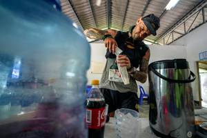 BIB: 
                            <button type="button" onclick="openModal(24893322)" class="btn btn-primary btn-sm float-right btn-popup" data-toggle="modal" data-target=".modal-high-quality">
                        <i class="fas fa-shopping-cart"></i> Add to Cart
                    </button>
                                            <button type="button" onclick="isThisMe(24893322, true)" class="btn btn-success btn-sm float-right btn-popup btn-isme hidden" data-toggle="tooltip" data-placement="bottom" title="นี่คือรูปของคุณใช่ไหม คลิกที่นี่เพื่อเอาเข้าอัลบั้ม">
                        <i class="fas fa-plus"></i> Add to album
                    </button>
                    <button type="button" onclick="isThisMe(24893322, false)" class="btn btn-warning btn-sm float-right btn-popup btn-isnotme hidden">
                        <i class="fas fa-ban"></i> Remove from album
                    </button>