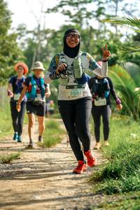 BIB: 704
                            <button type="button" onclick="openModal(24770438)" class="btn btn-primary btn-sm float-right btn-popup" data-toggle="modal" data-target=".modal-high-quality">
                        <i class="fas fa-shopping-cart"></i> Add to Cart
                    </button>
                                            <button type="button" onclick="isThisMe(24770438, true)" class="btn btn-success btn-sm float-right btn-popup btn-isme hidden" data-toggle="tooltip" data-placement="bottom" title="นี่คือรูปของคุณใช่ไหม คลิกที่นี่เพื่อเอาเข้าอัลบั้ม">
                        <i class="fas fa-plus"></i> Add to album
                    </button>
                    <button type="button" onclick="isThisMe(24770438, false)" class="btn btn-warning btn-sm float-right btn-popup btn-isnotme hidden">
                        <i class="fas fa-ban"></i> Remove from album
                    </button>