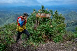 BIB: 
                            <button type="button" onclick="openModal(24708581)" class="btn btn-primary btn-sm float-right btn-popup" data-toggle="modal" data-target=".modal-high-quality">
                        <i class="fas fa-shopping-cart"></i> Add to Cart
                    </button>
                                            <button type="button" onclick="isThisMe(24708581, true)" class="btn btn-success btn-sm float-right btn-popup btn-isme hidden" data-toggle="tooltip" data-placement="bottom" title="นี่คือรูปของคุณใช่ไหม คลิกที่นี่เพื่อเอาเข้าอัลบั้ม">
                        <i class="fas fa-plus"></i> Add to album
                    </button>
                    <button type="button" onclick="isThisMe(24708581, false)" class="btn btn-warning btn-sm float-right btn-popup btn-isnotme hidden">
                        <i class="fas fa-ban"></i> Remove from album
                    </button>