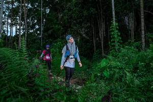 BIB: 
                            <button type="button" onclick="openModal(24701759)" class="btn btn-primary btn-sm float-right btn-popup" data-toggle="modal" data-target=".modal-high-quality">
                        <i class="fas fa-shopping-cart"></i> Add to Cart
                    </button>
                                            <button type="button" onclick="isThisMe(24701759, true)" class="btn btn-success btn-sm float-right btn-popup btn-isme hidden" data-toggle="tooltip" data-placement="bottom" title="นี่คือรูปของคุณใช่ไหม คลิกที่นี่เพื่อเอาเข้าอัลบั้ม">
                        <i class="fas fa-plus"></i> Add to album
                    </button>
                    <button type="button" onclick="isThisMe(24701759, false)" class="btn btn-warning btn-sm float-right btn-popup btn-isnotme hidden">
                        <i class="fas fa-ban"></i> Remove from album
                    </button>