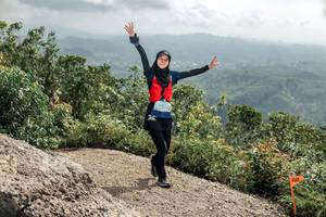 BIB: 7037
                            <button type="button" onclick="openModal(24774758)" class="btn btn-primary btn-sm float-right btn-popup" data-toggle="modal" data-target=".modal-high-quality">
                        <i class="fas fa-shopping-cart"></i> Add to Cart
                    </button>
                                            <button type="button" onclick="isThisMe(24774758, true)" class="btn btn-success btn-sm float-right btn-popup btn-isme hidden" data-toggle="tooltip" data-placement="bottom" title="นี่คือรูปของคุณใช่ไหม คลิกที่นี่เพื่อเอาเข้าอัลบั้ม">
                        <i class="fas fa-plus"></i> Add to album
                    </button>
                    <button type="button" onclick="isThisMe(24774758, false)" class="btn btn-warning btn-sm float-right btn-popup btn-isnotme hidden">
                        <i class="fas fa-ban"></i> Remove from album
                    </button>