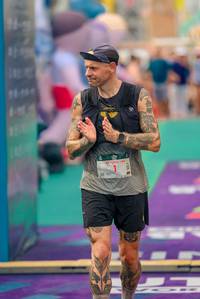 BIB: 100, 140
                            <button type="button" onclick="openModal(24713592)" class="btn btn-primary btn-sm float-right btn-popup" data-toggle="modal" data-target=".modal-high-quality">
                        <i class="fas fa-shopping-cart"></i> Add to Cart
                    </button>
                                            <button type="button" onclick="isThisMe(24713592, true)" class="btn btn-success btn-sm float-right btn-popup btn-isme hidden" data-toggle="tooltip" data-placement="bottom" title="นี่คือรูปของคุณใช่ไหม คลิกที่นี่เพื่อเอาเข้าอัลบั้ม">
                        <i class="fas fa-plus"></i> Add to album
                    </button>
                    <button type="button" onclick="isThisMe(24713592, false)" class="btn btn-warning btn-sm float-right btn-popup btn-isnotme hidden">
                        <i class="fas fa-ban"></i> Remove from album
                    </button>