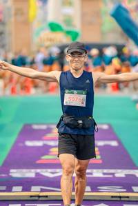 BIB: 5076
                            <button type="button" onclick="openModal(24713459)" class="btn btn-primary btn-sm float-right btn-popup" data-toggle="modal" data-target=".modal-high-quality">
                        <i class="fas fa-shopping-cart"></i> Add to Cart
                    </button>
                                            <button type="button" onclick="isThisMe(24713459, true)" class="btn btn-success btn-sm float-right btn-popup btn-isme hidden" data-toggle="tooltip" data-placement="bottom" title="นี่คือรูปของคุณใช่ไหม คลิกที่นี่เพื่อเอาเข้าอัลบั้ม">
                        <i class="fas fa-plus"></i> Add to album
                    </button>
                    <button type="button" onclick="isThisMe(24713459, false)" class="btn btn-warning btn-sm float-right btn-popup btn-isnotme hidden">
                        <i class="fas fa-ban"></i> Remove from album
                    </button>