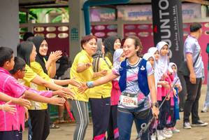 BIB: 5307
                            <button type="button" onclick="openModal(24712099)" class="btn btn-primary btn-sm float-right btn-popup" data-toggle="modal" data-target=".modal-high-quality">
                        <i class="fas fa-shopping-cart"></i> Add to Cart
                    </button>
                                            <button type="button" onclick="isThisMe(24712099, true)" class="btn btn-success btn-sm float-right btn-popup btn-isme hidden" data-toggle="tooltip" data-placement="bottom" title="นี่คือรูปของคุณใช่ไหม คลิกที่นี่เพื่อเอาเข้าอัลบั้ม">
                        <i class="fas fa-plus"></i> Add to album
                    </button>
                    <button type="button" onclick="isThisMe(24712099, false)" class="btn btn-warning btn-sm float-right btn-popup btn-isnotme hidden">
                        <i class="fas fa-ban"></i> Remove from album
                    </button>