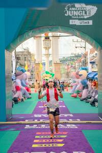 BIB: 220, 
                            <button type="button" onclick="openModal(24713981)" class="btn btn-primary btn-sm float-right btn-popup" data-toggle="modal" data-target=".modal-high-quality">
                        <i class="fas fa-shopping-cart"></i> Add to Cart
                    </button>
                                            <button type="button" onclick="isThisMe(24713981, true)" class="btn btn-success btn-sm float-right btn-popup btn-isme hidden" data-toggle="tooltip" data-placement="bottom" title="นี่คือรูปของคุณใช่ไหม คลิกที่นี่เพื่อเอาเข้าอัลบั้ม">
                        <i class="fas fa-plus"></i> Add to album
                    </button>
                    <button type="button" onclick="isThisMe(24713981, false)" class="btn btn-warning btn-sm float-right btn-popup btn-isnotme hidden">
                        <i class="fas fa-ban"></i> Remove from album
                    </button>