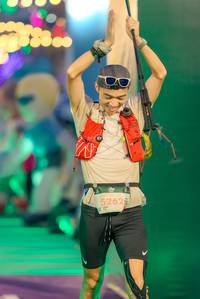 BIB: 5262
                            <button type="button" onclick="openModal(24714697)" class="btn btn-primary btn-sm float-right btn-popup" data-toggle="modal" data-target=".modal-high-quality">
                        <i class="fas fa-shopping-cart"></i> Add to Cart
                    </button>
                                            <button type="button" onclick="isThisMe(24714697, true)" class="btn btn-success btn-sm float-right btn-popup btn-isme hidden" data-toggle="tooltip" data-placement="bottom" title="นี่คือรูปของคุณใช่ไหม คลิกที่นี่เพื่อเอาเข้าอัลบั้ม">
                        <i class="fas fa-plus"></i> Add to album
                    </button>
                    <button type="button" onclick="isThisMe(24714697, false)" class="btn btn-warning btn-sm float-right btn-popup btn-isnotme hidden">
                        <i class="fas fa-ban"></i> Remove from album
                    </button>