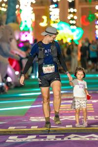 BIB: 5263
                            <button type="button" onclick="openModal(24715916)" class="btn btn-primary btn-sm float-right btn-popup" data-toggle="modal" data-target=".modal-high-quality">
                        <i class="fas fa-shopping-cart"></i> Add to Cart
                    </button>
                                            <button type="button" onclick="isThisMe(24715916, true)" class="btn btn-success btn-sm float-right btn-popup btn-isme hidden" data-toggle="tooltip" data-placement="bottom" title="นี่คือรูปของคุณใช่ไหม คลิกที่นี่เพื่อเอาเข้าอัลบั้ม">
                        <i class="fas fa-plus"></i> Add to album
                    </button>
                    <button type="button" onclick="isThisMe(24715916, false)" class="btn btn-warning btn-sm float-right btn-popup btn-isnotme hidden">
                        <i class="fas fa-ban"></i> Remove from album
                    </button>