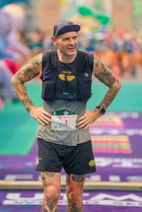 BIB: 140
                            <button type="button" onclick="openModal(24713585)" class="btn btn-primary btn-sm float-right btn-popup" data-toggle="modal" data-target=".modal-high-quality">
                        <i class="fas fa-shopping-cart"></i> Add to Cart
                    </button>
                                            <button type="button" onclick="isThisMe(24713585, true)" class="btn btn-success btn-sm float-right btn-popup btn-isme hidden" data-toggle="tooltip" data-placement="bottom" title="นี่คือรูปของคุณใช่ไหม คลิกที่นี่เพื่อเอาเข้าอัลบั้ม">
                        <i class="fas fa-plus"></i> Add to album
                    </button>
                    <button type="button" onclick="isThisMe(24713585, false)" class="btn btn-warning btn-sm float-right btn-popup btn-isnotme hidden">
                        <i class="fas fa-ban"></i> Remove from album
                    </button>