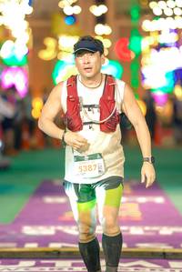 BIB: 5387
                            <button type="button" onclick="openModal(24716166)" class="btn btn-primary btn-sm float-right btn-popup" data-toggle="modal" data-target=".modal-high-quality">
                        <i class="fas fa-shopping-cart"></i> Add to Cart
                    </button>
                                            <button type="button" onclick="isThisMe(24716166, true)" class="btn btn-success btn-sm float-right btn-popup btn-isme hidden" data-toggle="tooltip" data-placement="bottom" title="นี่คือรูปของคุณใช่ไหม คลิกที่นี่เพื่อเอาเข้าอัลบั้ม">
                        <i class="fas fa-plus"></i> Add to album
                    </button>
                    <button type="button" onclick="isThisMe(24716166, false)" class="btn btn-warning btn-sm float-right btn-popup btn-isnotme hidden">
                        <i class="fas fa-ban"></i> Remove from album
                    </button>