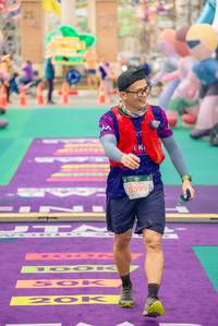 BIB: 100, 5599
                            <button type="button" onclick="openModal(24714179)" class="btn btn-primary btn-sm float-right btn-popup" data-toggle="modal" data-target=".modal-high-quality">
                        <i class="fas fa-shopping-cart"></i> Add to Cart
                    </button>
                                            <button type="button" onclick="isThisMe(24714179, true)" class="btn btn-success btn-sm float-right btn-popup btn-isme hidden" data-toggle="tooltip" data-placement="bottom" title="นี่คือรูปของคุณใช่ไหม คลิกที่นี่เพื่อเอาเข้าอัลบั้ม">
                        <i class="fas fa-plus"></i> Add to album
                    </button>
                    <button type="button" onclick="isThisMe(24714179, false)" class="btn btn-warning btn-sm float-right btn-popup btn-isnotme hidden">
                        <i class="fas fa-ban"></i> Remove from album
                    </button>