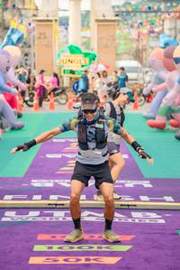 BIB: 100
                            <button type="button" onclick="openModal(24713993)" class="btn btn-primary btn-sm float-right btn-popup" data-toggle="modal" data-target=".modal-high-quality">
                        <i class="fas fa-shopping-cart"></i> Add to Cart
                    </button>
                                            <button type="button" onclick="isThisMe(24713993, true)" class="btn btn-success btn-sm float-right btn-popup btn-isme hidden" data-toggle="tooltip" data-placement="bottom" title="นี่คือรูปของคุณใช่ไหม คลิกที่นี่เพื่อเอาเข้าอัลบั้ม">
                        <i class="fas fa-plus"></i> Add to album
                    </button>
                    <button type="button" onclick="isThisMe(24713993, false)" class="btn btn-warning btn-sm float-right btn-popup btn-isnotme hidden">
                        <i class="fas fa-ban"></i> Remove from album
                    </button>