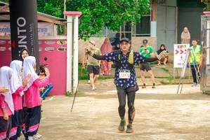 BIB: 5281
                            <button type="button" onclick="openModal(24712003)" class="btn btn-primary btn-sm float-right btn-popup" data-toggle="modal" data-target=".modal-high-quality">
                        <i class="fas fa-shopping-cart"></i> Add to Cart
                    </button>
                                            <button type="button" onclick="isThisMe(24712003, true)" class="btn btn-success btn-sm float-right btn-popup btn-isme hidden" data-toggle="tooltip" data-placement="bottom" title="นี่คือรูปของคุณใช่ไหม คลิกที่นี่เพื่อเอาเข้าอัลบั้ม">
                        <i class="fas fa-plus"></i> Add to album
                    </button>
                    <button type="button" onclick="isThisMe(24712003, false)" class="btn btn-warning btn-sm float-right btn-popup btn-isnotme hidden">
                        <i class="fas fa-ban"></i> Remove from album
                    </button>