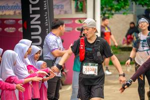 BIB: 5338, 
                            <button type="button" onclick="openModal(24712079)" class="btn btn-primary btn-sm float-right btn-popup" data-toggle="modal" data-target=".modal-high-quality">
                        <i class="fas fa-shopping-cart"></i> Add to Cart
                    </button>
                                            <button type="button" onclick="isThisMe(24712079, true)" class="btn btn-success btn-sm float-right btn-popup btn-isme hidden" data-toggle="tooltip" data-placement="bottom" title="นี่คือรูปของคุณใช่ไหม คลิกที่นี่เพื่อเอาเข้าอัลบั้ม">
                        <i class="fas fa-plus"></i> Add to album
                    </button>
                    <button type="button" onclick="isThisMe(24712079, false)" class="btn btn-warning btn-sm float-right btn-popup btn-isnotme hidden">
                        <i class="fas fa-ban"></i> Remove from album
                    </button>