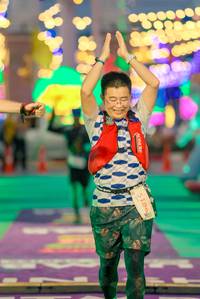 BIB: 5186
                            <button type="button" onclick="openModal(24714694)" class="btn btn-primary btn-sm float-right btn-popup" data-toggle="modal" data-target=".modal-high-quality">
                        <i class="fas fa-shopping-cart"></i> Add to Cart
                    </button>
                                            <button type="button" onclick="isThisMe(24714694, true)" class="btn btn-success btn-sm float-right btn-popup btn-isme hidden" data-toggle="tooltip" data-placement="bottom" title="นี่คือรูปของคุณใช่ไหม คลิกที่นี่เพื่อเอาเข้าอัลบั้ม">
                        <i class="fas fa-plus"></i> Add to album
                    </button>
                    <button type="button" onclick="isThisMe(24714694, false)" class="btn btn-warning btn-sm float-right btn-popup btn-isnotme hidden">
                        <i class="fas fa-ban"></i> Remove from album
                    </button>