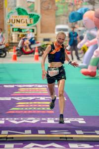 BIB: 5011
                            <button type="button" onclick="openModal(24713139)" class="btn btn-primary btn-sm float-right btn-popup" data-toggle="modal" data-target=".modal-high-quality">
                        <i class="fas fa-shopping-cart"></i> Add to Cart
                    </button>
                                            <button type="button" onclick="isThisMe(24713139, true)" class="btn btn-success btn-sm float-right btn-popup btn-isme hidden" data-toggle="tooltip" data-placement="bottom" title="นี่คือรูปของคุณใช่ไหม คลิกที่นี่เพื่อเอาเข้าอัลบั้ม">
                        <i class="fas fa-plus"></i> Add to album
                    </button>
                    <button type="button" onclick="isThisMe(24713139, false)" class="btn btn-warning btn-sm float-right btn-popup btn-isnotme hidden">
                        <i class="fas fa-ban"></i> Remove from album
                    </button>