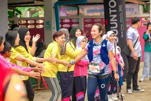 BIB: 5307, 
                            <button type="button" onclick="openModal(24712098)" class="btn btn-primary btn-sm float-right btn-popup" data-toggle="modal" data-target=".modal-high-quality">
                        <i class="fas fa-shopping-cart"></i> Add to Cart
                    </button>
                                            <button type="button" onclick="isThisMe(24712098, true)" class="btn btn-success btn-sm float-right btn-popup btn-isme hidden" data-toggle="tooltip" data-placement="bottom" title="นี่คือรูปของคุณใช่ไหม คลิกที่นี่เพื่อเอาเข้าอัลบั้ม">
                        <i class="fas fa-plus"></i> Add to album
                    </button>
                    <button type="button" onclick="isThisMe(24712098, false)" class="btn btn-warning btn-sm float-right btn-popup btn-isnotme hidden">
                        <i class="fas fa-ban"></i> Remove from album
                    </button>