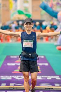 BIB: 5076
                            <button type="button" onclick="openModal(24713462)" class="btn btn-primary btn-sm float-right btn-popup" data-toggle="modal" data-target=".modal-high-quality">
                        <i class="fas fa-shopping-cart"></i> Add to Cart
                    </button>
                                            <button type="button" onclick="isThisMe(24713462, true)" class="btn btn-success btn-sm float-right btn-popup btn-isme hidden" data-toggle="tooltip" data-placement="bottom" title="นี่คือรูปของคุณใช่ไหม คลิกที่นี่เพื่อเอาเข้าอัลบั้ม">
                        <i class="fas fa-plus"></i> Add to album
                    </button>
                    <button type="button" onclick="isThisMe(24713462, false)" class="btn btn-warning btn-sm float-right btn-popup btn-isnotme hidden">
                        <i class="fas fa-ban"></i> Remove from album
                    </button>