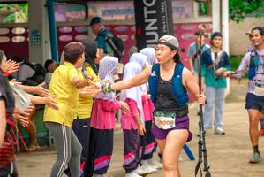 BIB: 5600
                            <button type="button" onclick="openModal(24713064)" class="btn btn-primary btn-sm float-right btn-popup" data-toggle="modal" data-target=".modal-high-quality">
                        <i class="fas fa-shopping-cart"></i> Add to Cart
                    </button>
                                            <button type="button" onclick="isThisMe(24713064, true)" class="btn btn-success btn-sm float-right btn-popup btn-isme hidden" data-toggle="tooltip" data-placement="bottom" title="นี่คือรูปของคุณใช่ไหม คลิกที่นี่เพื่อเอาเข้าอัลบั้ม">
                        <i class="fas fa-plus"></i> Add to album
                    </button>
                    <button type="button" onclick="isThisMe(24713064, false)" class="btn btn-warning btn-sm float-right btn-popup btn-isnotme hidden">
                        <i class="fas fa-ban"></i> Remove from album
                    </button>