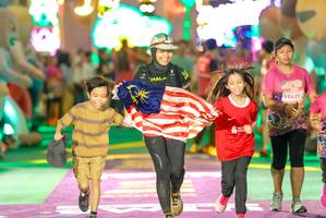 BIB: 18671, 
                            <button type="button" onclick="openModal(24715043)" class="btn btn-primary btn-sm float-right btn-popup" data-toggle="modal" data-target=".modal-high-quality">
                        <i class="fas fa-shopping-cart"></i> Add to Cart
                    </button>
                                            <button type="button" onclick="isThisMe(24715043, true)" class="btn btn-success btn-sm float-right btn-popup btn-isme hidden" data-toggle="tooltip" data-placement="bottom" title="นี่คือรูปของคุณใช่ไหม คลิกที่นี่เพื่อเอาเข้าอัลบั้ม">
                        <i class="fas fa-plus"></i> Add to album
                    </button>
                    <button type="button" onclick="isThisMe(24715043, false)" class="btn btn-warning btn-sm float-right btn-popup btn-isnotme hidden">
                        <i class="fas fa-ban"></i> Remove from album
                    </button>