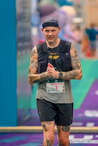 BIB: 140
                            <button type="button" onclick="openModal(24713594)" class="btn btn-primary btn-sm float-right btn-popup" data-toggle="modal" data-target=".modal-high-quality">
                        <i class="fas fa-shopping-cart"></i> Add to Cart
                    </button>
                                            <button type="button" onclick="isThisMe(24713594, true)" class="btn btn-success btn-sm float-right btn-popup btn-isme hidden" data-toggle="tooltip" data-placement="bottom" title="นี่คือรูปของคุณใช่ไหม คลิกที่นี่เพื่อเอาเข้าอัลบั้ม">
                        <i class="fas fa-plus"></i> Add to album
                    </button>
                    <button type="button" onclick="isThisMe(24713594, false)" class="btn btn-warning btn-sm float-right btn-popup btn-isnotme hidden">
                        <i class="fas fa-ban"></i> Remove from album
                    </button>