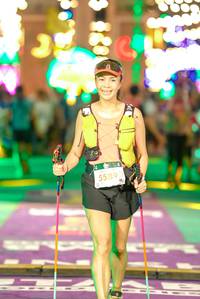 BIB: 5589
                            <button type="button" onclick="openModal(24715100)" class="btn btn-primary btn-sm float-right btn-popup" data-toggle="modal" data-target=".modal-high-quality">
                        <i class="fas fa-shopping-cart"></i> Add to Cart
                    </button>
                                            <button type="button" onclick="isThisMe(24715100, true)" class="btn btn-success btn-sm float-right btn-popup btn-isme hidden" data-toggle="tooltip" data-placement="bottom" title="นี่คือรูปของคุณใช่ไหม คลิกที่นี่เพื่อเอาเข้าอัลบั้ม">
                        <i class="fas fa-plus"></i> Add to album
                    </button>
                    <button type="button" onclick="isThisMe(24715100, false)" class="btn btn-warning btn-sm float-right btn-popup btn-isnotme hidden">
                        <i class="fas fa-ban"></i> Remove from album
                    </button>