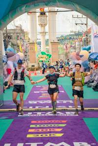 BIB: 100
                            <button type="button" onclick="openModal(24713966)" class="btn btn-primary btn-sm float-right btn-popup" data-toggle="modal" data-target=".modal-high-quality">
                        <i class="fas fa-shopping-cart"></i> Add to Cart
                    </button>
                                            <button type="button" onclick="isThisMe(24713966, true)" class="btn btn-success btn-sm float-right btn-popup btn-isme hidden" data-toggle="tooltip" data-placement="bottom" title="นี่คือรูปของคุณใช่ไหม คลิกที่นี่เพื่อเอาเข้าอัลบั้ม">
                        <i class="fas fa-plus"></i> Add to album
                    </button>
                    <button type="button" onclick="isThisMe(24713966, false)" class="btn btn-warning btn-sm float-right btn-popup btn-isnotme hidden">
                        <i class="fas fa-ban"></i> Remove from album
                    </button>