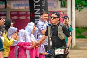 BIB: 5454
                            <button type="button" onclick="openModal(24712076)" class="btn btn-primary btn-sm float-right btn-popup" data-toggle="modal" data-target=".modal-high-quality">
                        <i class="fas fa-shopping-cart"></i> Add to Cart
                    </button>
                                            <button type="button" onclick="isThisMe(24712076, true)" class="btn btn-success btn-sm float-right btn-popup btn-isme hidden" data-toggle="tooltip" data-placement="bottom" title="นี่คือรูปของคุณใช่ไหม คลิกที่นี่เพื่อเอาเข้าอัลบั้ม">
                        <i class="fas fa-plus"></i> Add to album
                    </button>
                    <button type="button" onclick="isThisMe(24712076, false)" class="btn btn-warning btn-sm float-right btn-popup btn-isnotme hidden">
                        <i class="fas fa-ban"></i> Remove from album
                    </button>