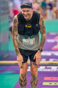 BIB: 140
                            <button type="button" onclick="openModal(24713596)" class="btn btn-primary btn-sm float-right btn-popup" data-toggle="modal" data-target=".modal-high-quality">
                        <i class="fas fa-shopping-cart"></i> Add to Cart
                    </button>
                                            <button type="button" onclick="isThisMe(24713596, true)" class="btn btn-success btn-sm float-right btn-popup btn-isme hidden" data-toggle="tooltip" data-placement="bottom" title="นี่คือรูปของคุณใช่ไหม คลิกที่นี่เพื่อเอาเข้าอัลบั้ม">
                        <i class="fas fa-plus"></i> Add to album
                    </button>
                    <button type="button" onclick="isThisMe(24713596, false)" class="btn btn-warning btn-sm float-right btn-popup btn-isnotme hidden">
                        <i class="fas fa-ban"></i> Remove from album
                    </button>