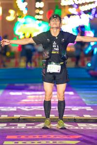 BIB: 193, 1022
                            <button type="button" onclick="openModal(24780613)" class="btn btn-primary btn-sm float-right btn-popup" data-toggle="modal" data-target=".modal-high-quality">
                        <i class="fas fa-shopping-cart"></i> Add to Cart
                    </button>
                                            <button type="button" onclick="isThisMe(24780613, true)" class="btn btn-success btn-sm float-right btn-popup btn-isme hidden" data-toggle="tooltip" data-placement="bottom" title="นี่คือรูปของคุณใช่ไหม คลิกที่นี่เพื่อเอาเข้าอัลบั้ม">
                        <i class="fas fa-plus"></i> Add to album
                    </button>
                    <button type="button" onclick="isThisMe(24780613, false)" class="btn btn-warning btn-sm float-right btn-popup btn-isnotme hidden">
                        <i class="fas fa-ban"></i> Remove from album
                    </button>