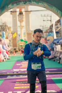 BIB: 1150
                            <button type="button" onclick="openModal(24781452)" class="btn btn-primary btn-sm float-right btn-popup" data-toggle="modal" data-target=".modal-high-quality">
                        <i class="fas fa-shopping-cart"></i> Add to Cart
                    </button>
                                            <button type="button" onclick="isThisMe(24781452, true)" class="btn btn-success btn-sm float-right btn-popup btn-isme hidden" data-toggle="tooltip" data-placement="bottom" title="นี่คือรูปของคุณใช่ไหม คลิกที่นี่เพื่อเอาเข้าอัลบั้ม">
                        <i class="fas fa-plus"></i> Add to album
                    </button>
                    <button type="button" onclick="isThisMe(24781452, false)" class="btn btn-warning btn-sm float-right btn-popup btn-isnotme hidden">
                        <i class="fas fa-ban"></i> Remove from album
                    </button>