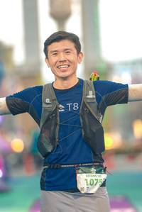 BIB: 100, 1075
                            <button type="button" onclick="openModal(24780789)" class="btn btn-primary btn-sm float-right btn-popup" data-toggle="modal" data-target=".modal-high-quality">
                        <i class="fas fa-shopping-cart"></i> Add to Cart
                    </button>
                                            <button type="button" onclick="isThisMe(24780789, true)" class="btn btn-success btn-sm float-right btn-popup btn-isme hidden" data-toggle="tooltip" data-placement="bottom" title="นี่คือรูปของคุณใช่ไหม คลิกที่นี่เพื่อเอาเข้าอัลบั้ม">
                        <i class="fas fa-plus"></i> Add to album
                    </button>
                    <button type="button" onclick="isThisMe(24780789, false)" class="btn btn-warning btn-sm float-right btn-popup btn-isnotme hidden">
                        <i class="fas fa-ban"></i> Remove from album
                    </button>