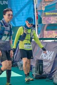 BIB: 250
                            <button type="button" onclick="openModal(24781688)" class="btn btn-primary btn-sm float-right btn-popup" data-toggle="modal" data-target=".modal-high-quality">
                        <i class="fas fa-shopping-cart"></i> Add to Cart
                    </button>
                                            <button type="button" onclick="isThisMe(24781688, true)" class="btn btn-success btn-sm float-right btn-popup btn-isme hidden" data-toggle="tooltip" data-placement="bottom" title="นี่คือรูปของคุณใช่ไหม คลิกที่นี่เพื่อเอาเข้าอัลบั้ม">
                        <i class="fas fa-plus"></i> Add to album
                    </button>
                    <button type="button" onclick="isThisMe(24781688, false)" class="btn btn-warning btn-sm float-right btn-popup btn-isnotme hidden">
                        <i class="fas fa-ban"></i> Remove from album
                    </button>